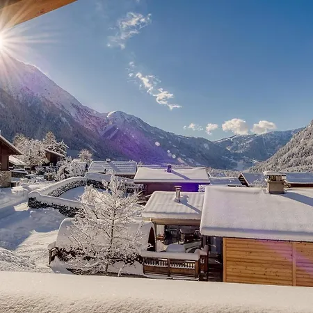 Chalet Chalet 888 - Jacuzzi & Sauna - 5 Etoiles Chamonix